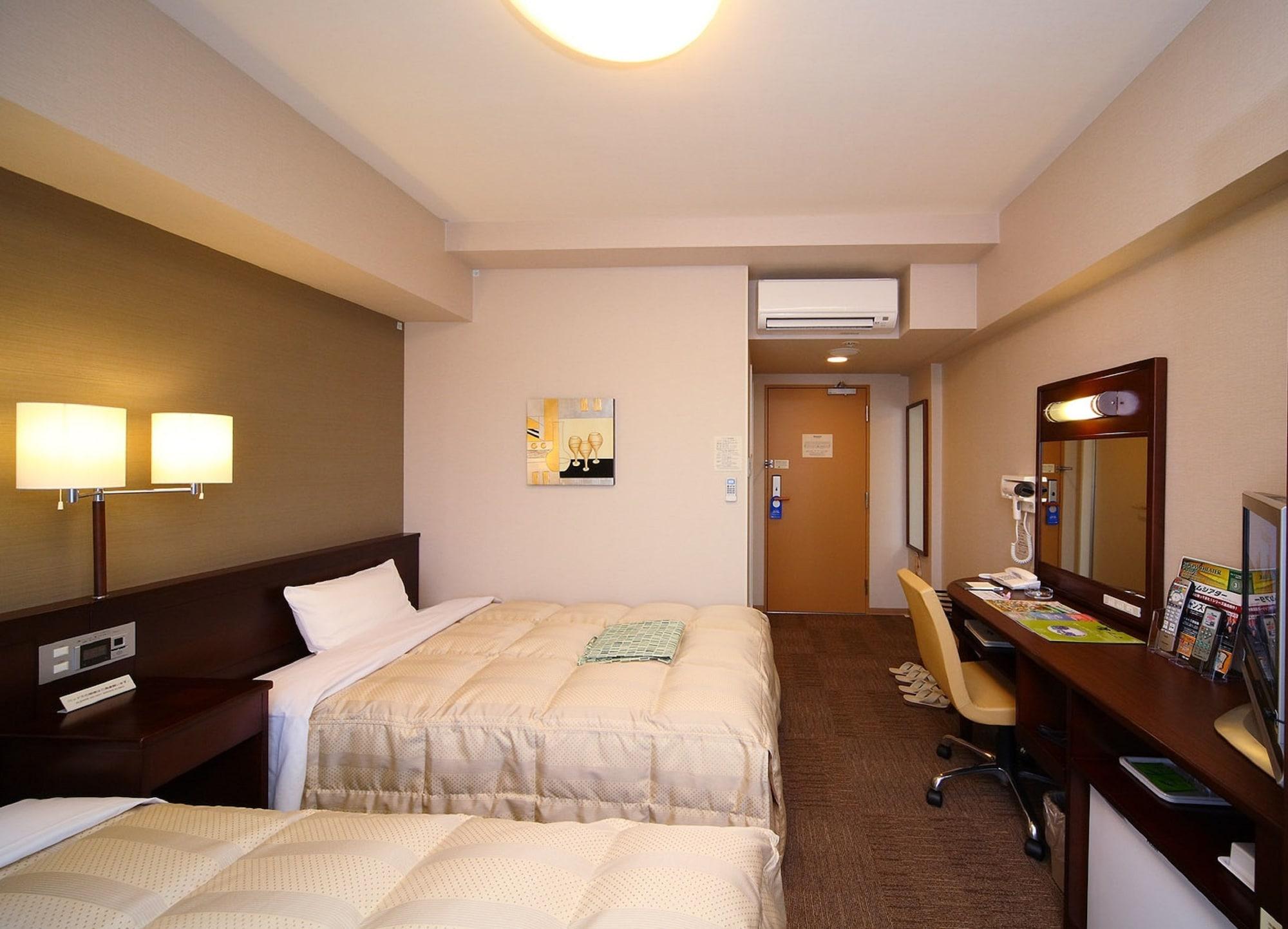 Hotel Route-Inn Utsunomiya Miyukicho -Kokudou4Gou- Buitenkant foto