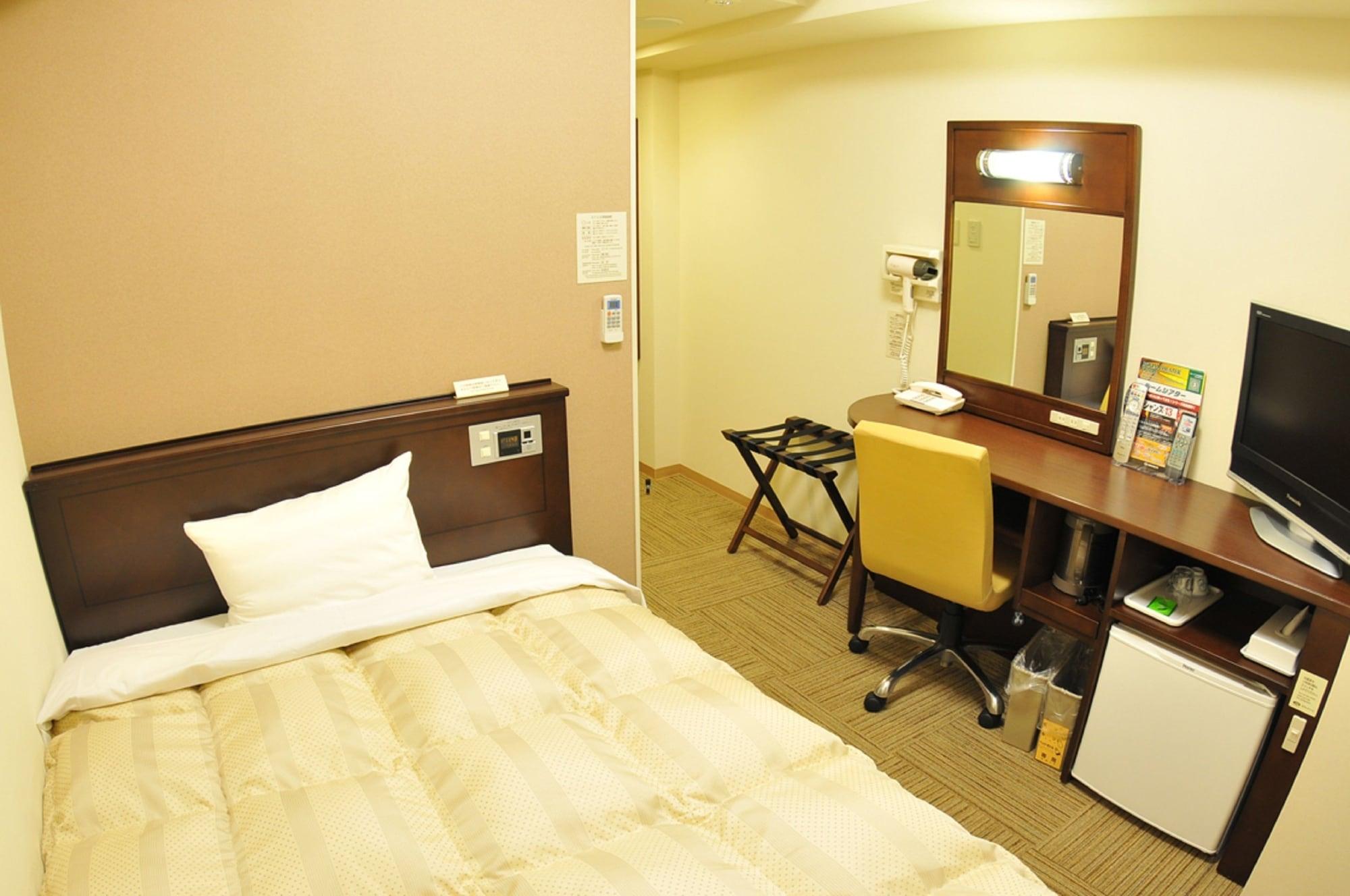 Hotel Route-Inn Utsunomiya Miyukicho -Kokudou4Gou- Buitenkant foto