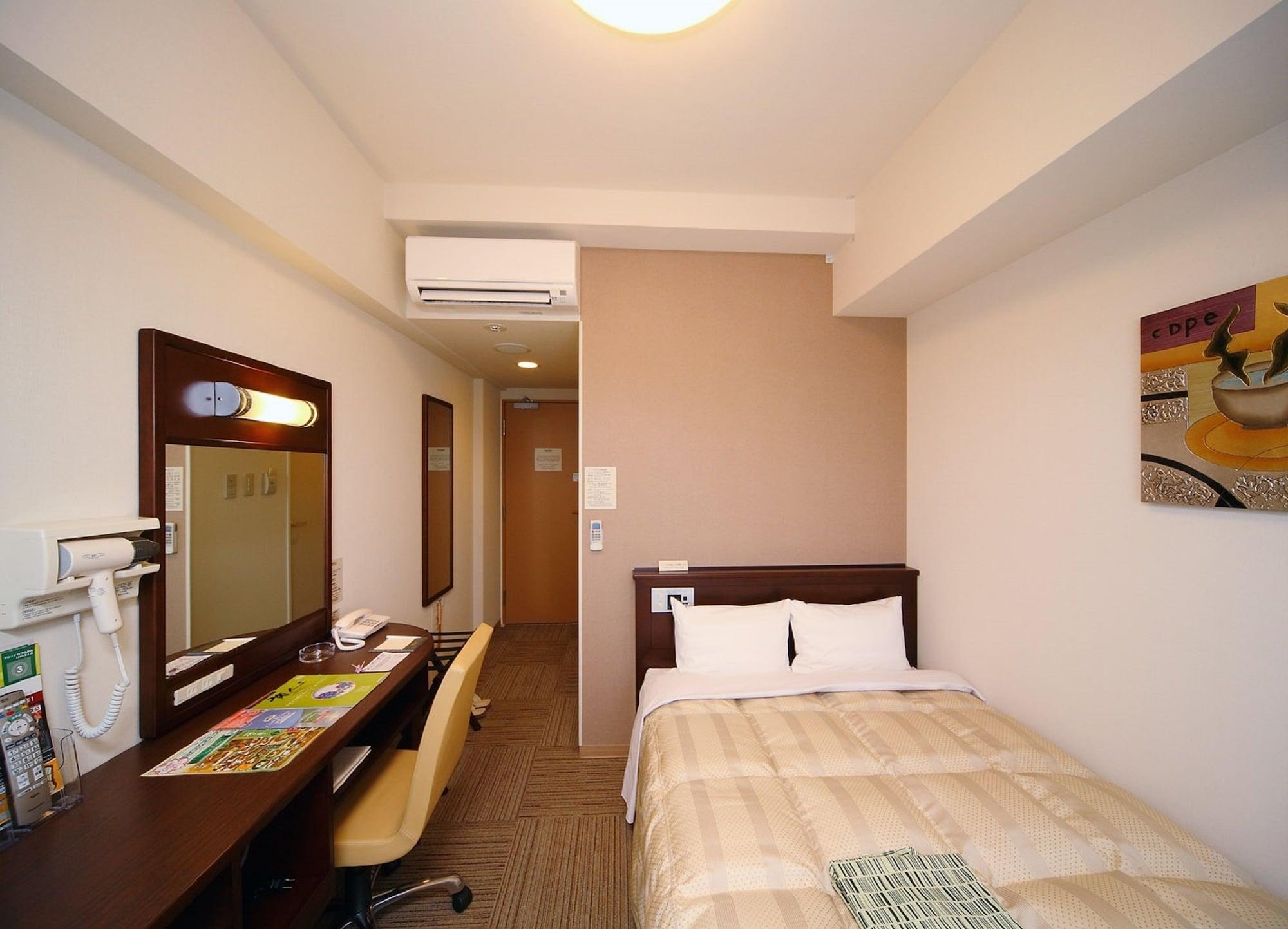 Hotel Route-Inn Utsunomiya Miyukicho -Kokudou4Gou- Buitenkant foto