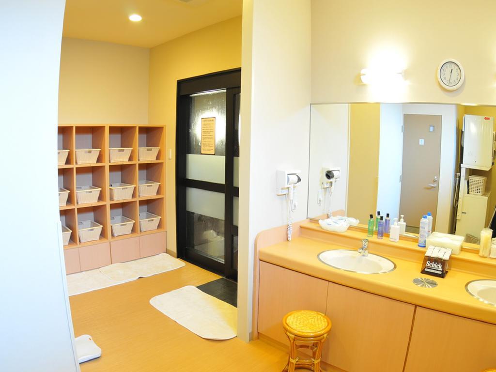 Hotel Route-Inn Utsunomiya Miyukicho -Kokudou4Gou- Buitenkant foto