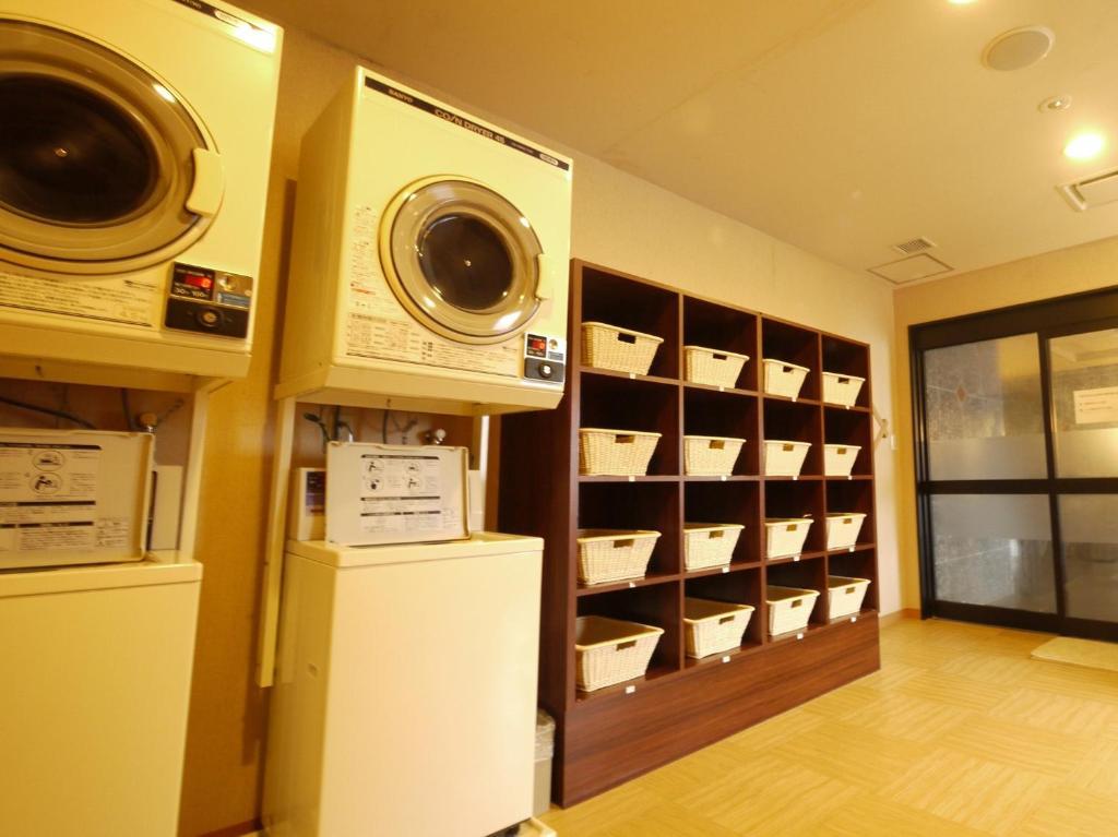Hotel Route-Inn Utsunomiya Miyukicho -Kokudou4Gou- Buitenkant foto